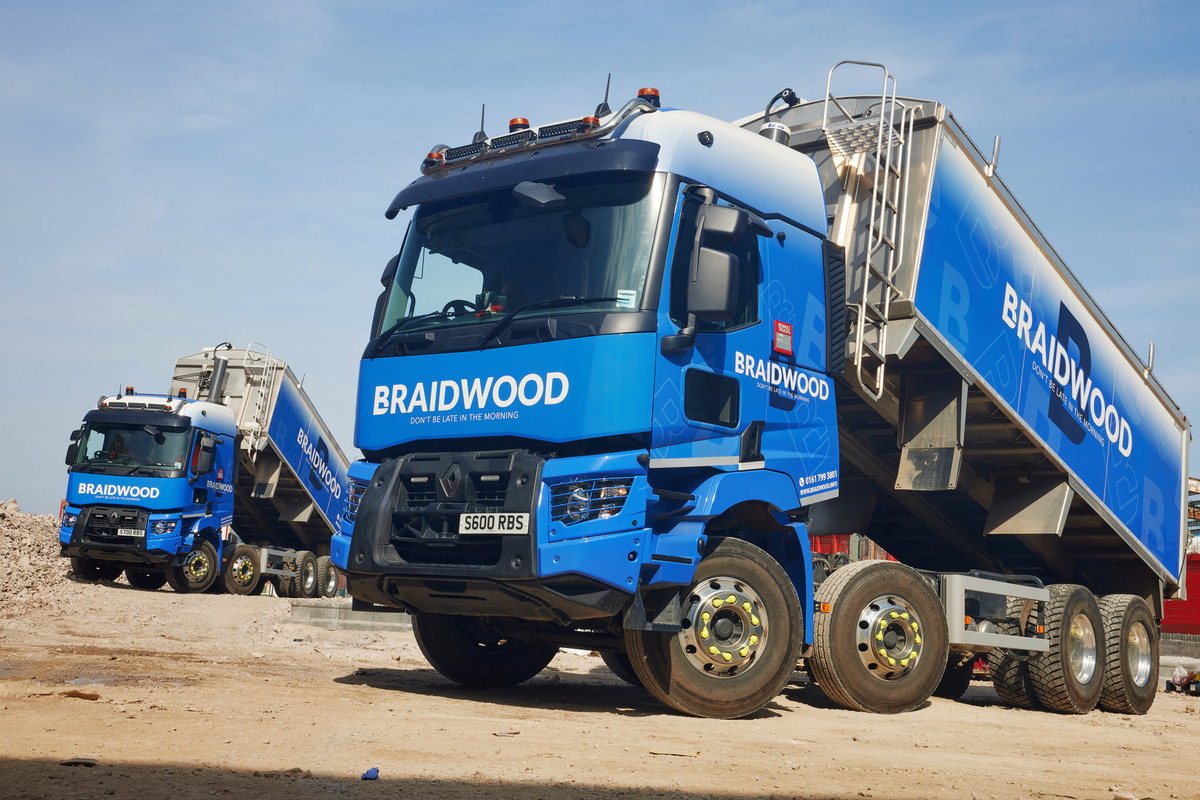 First Renault Trucks Tippers for Roy Braidwood & Sons