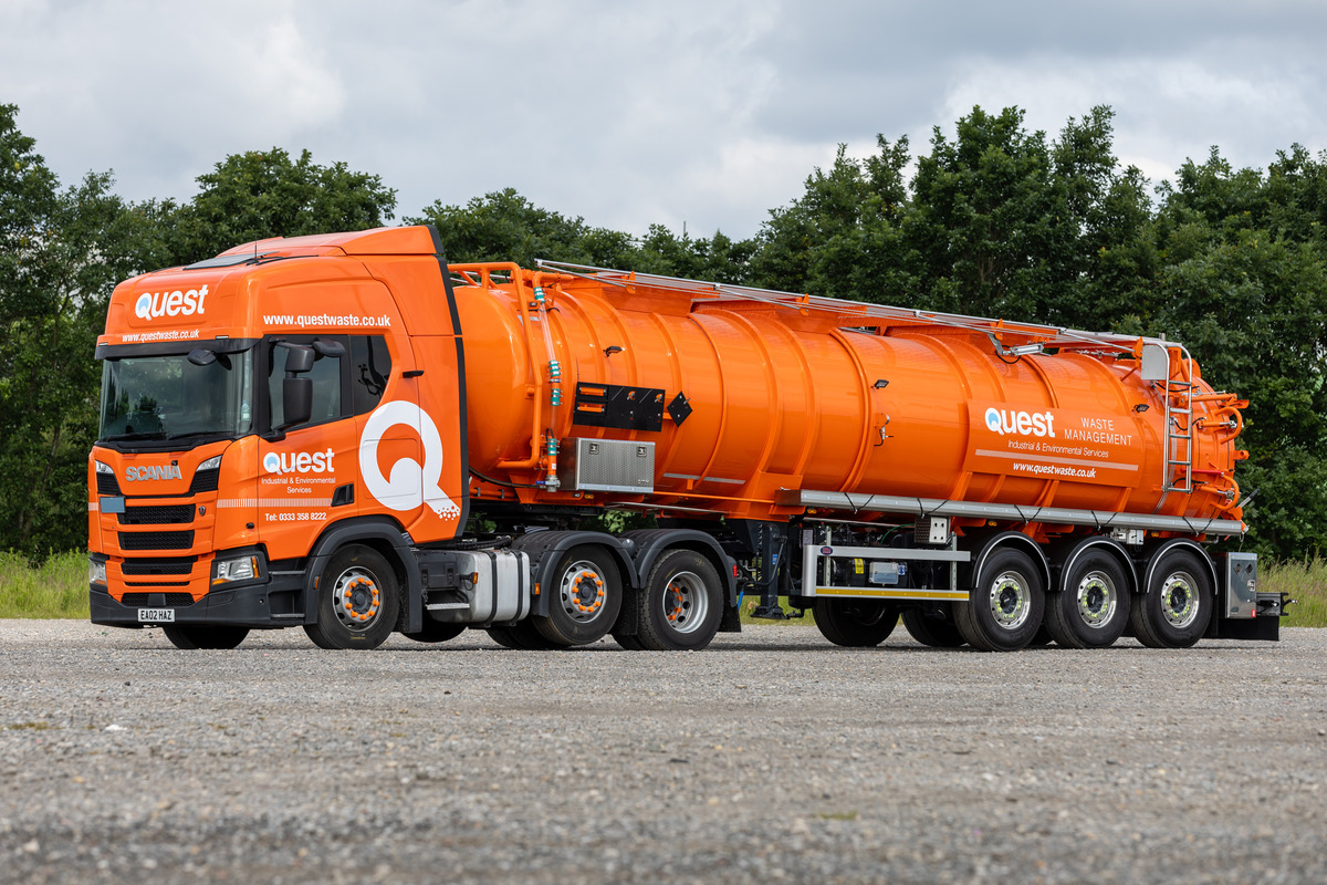 Quest Waste Management's NEW 30,000 Litre Articulated ADR Tanker