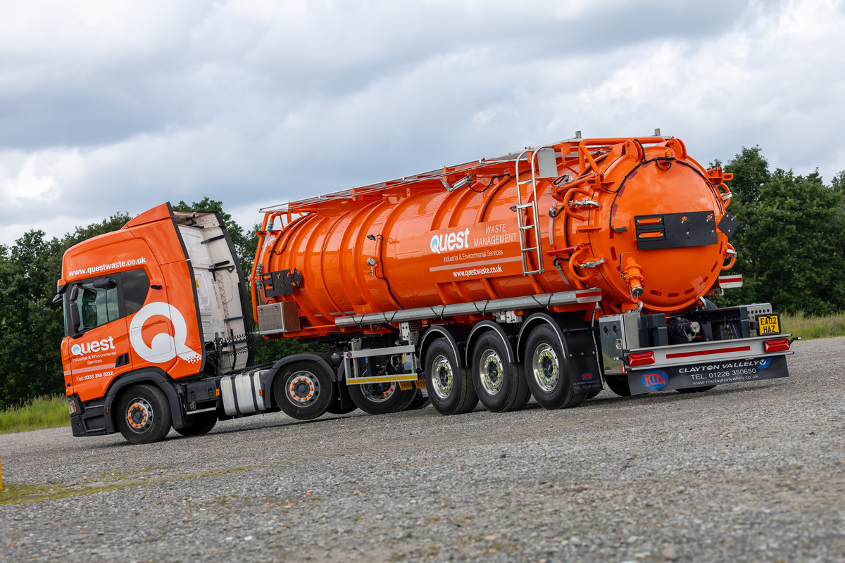 Quest Waste Management's NEW 30,000 Litre Articulated ADR Tanker