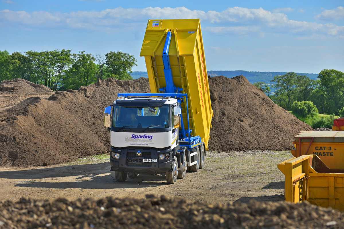 Sparling Recycling Boosts Fleet with Renault Hookloader