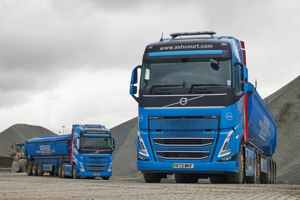 Four Volvo FH Electrics Supercharge the Ashcourt Group's Sustainability Drive