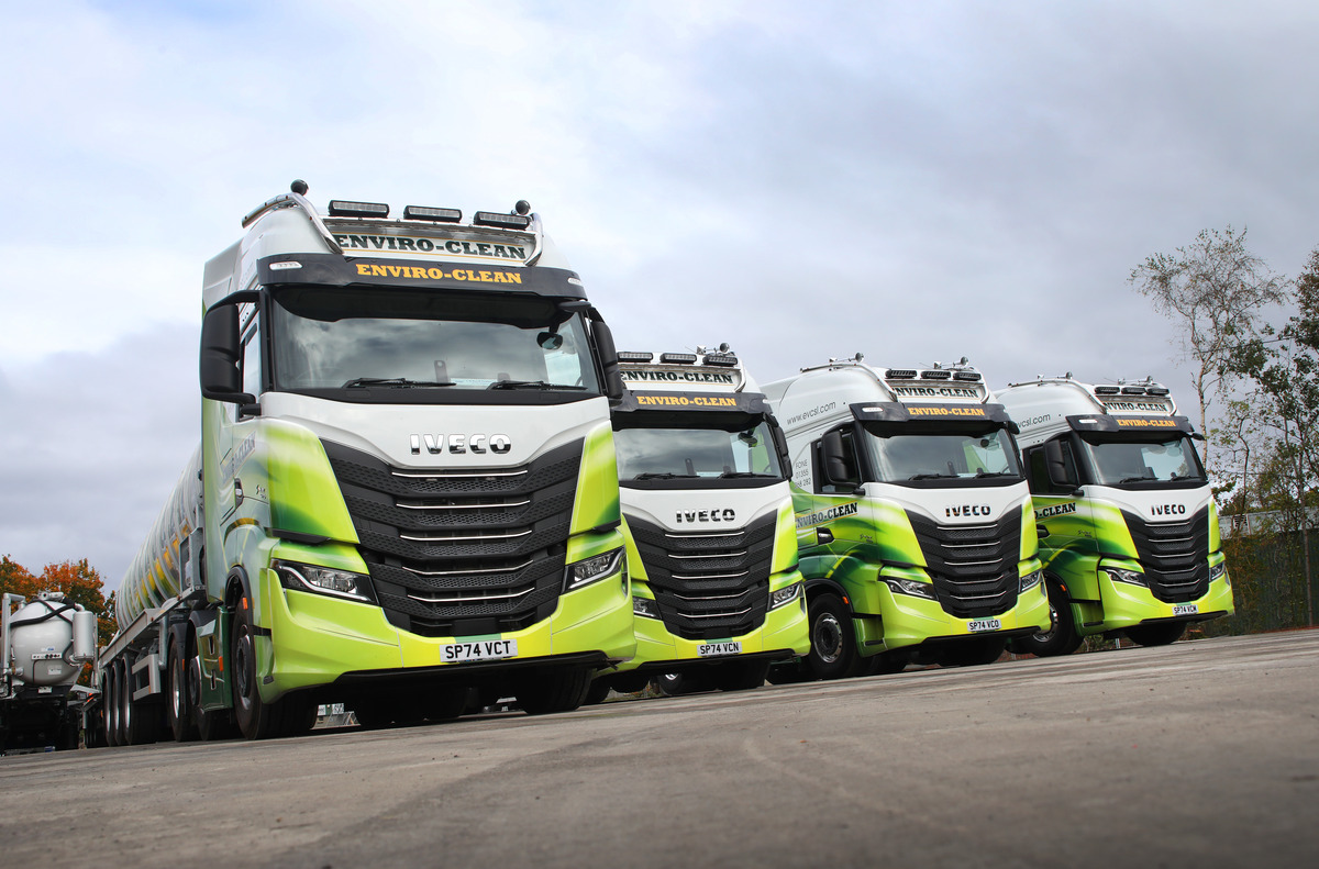 Enviro-Clean ‘Cleans Up’ with Four New IVECO S-Way 530 Trucks