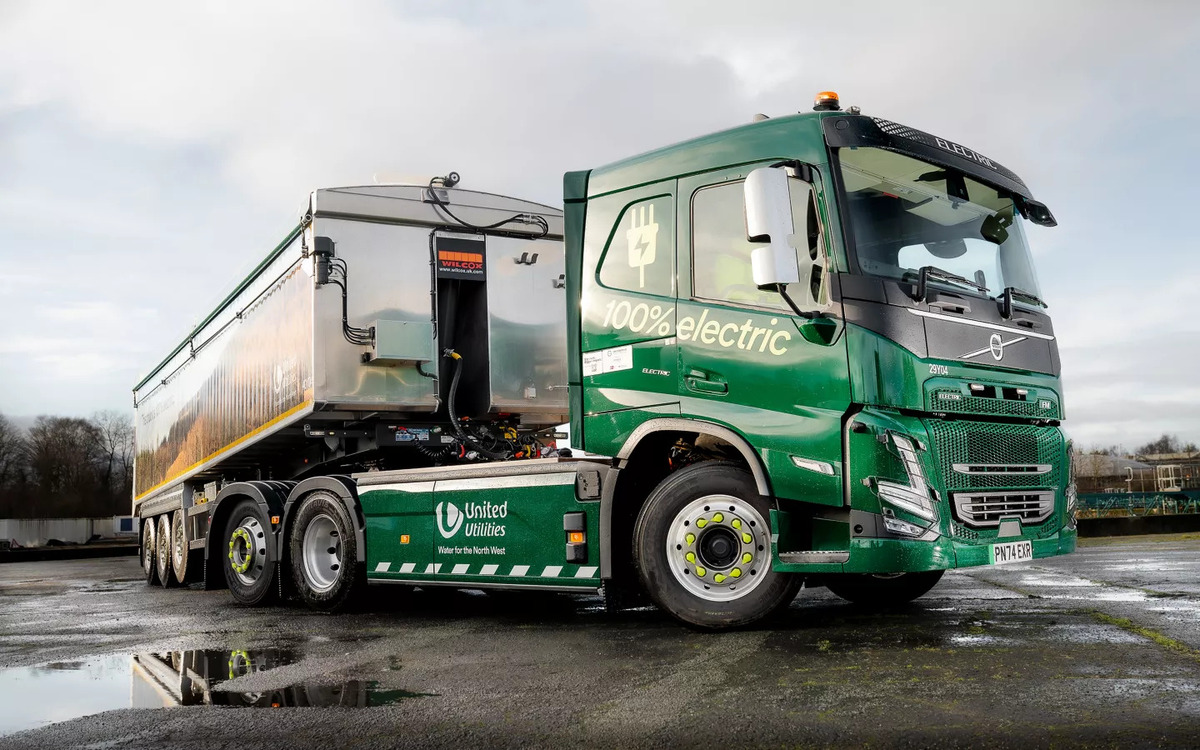 Four Volvo FM Electrics For United Utilities